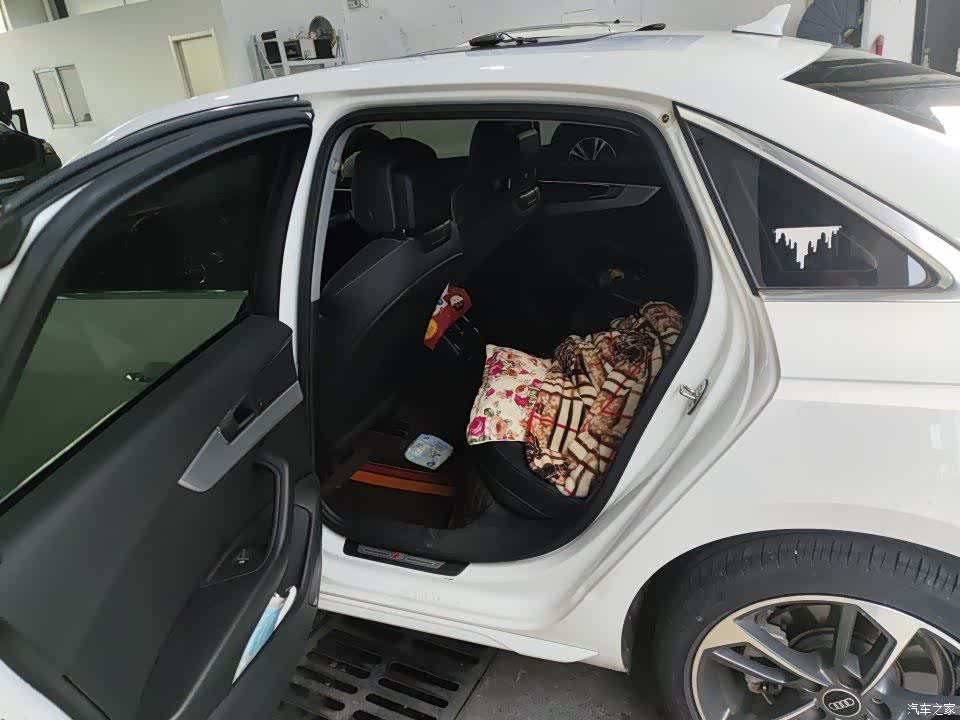 Audi A4L, 2023 6