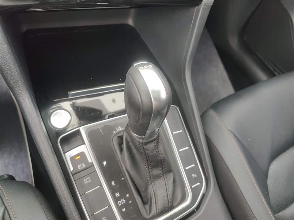 Volkswagen Golf*Jiayu