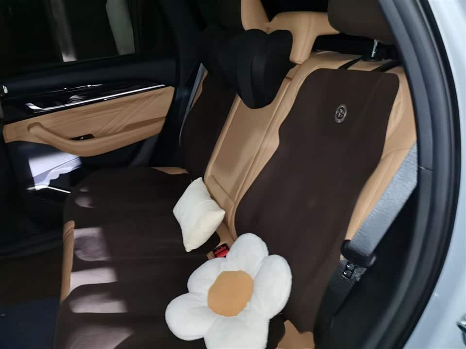 Geely Monjaro plug-in-hybrid