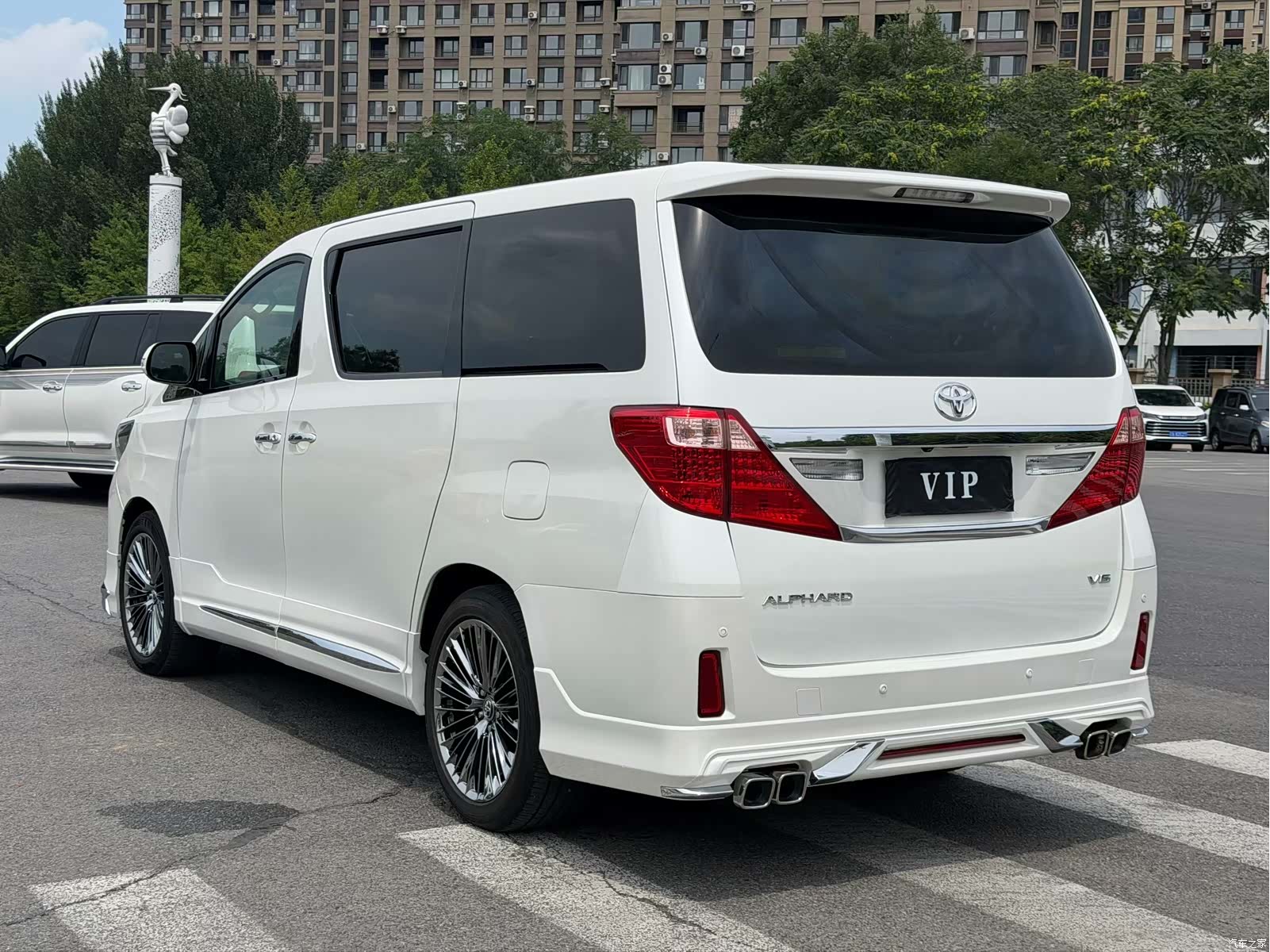 Toyota Alphard, 2012 7