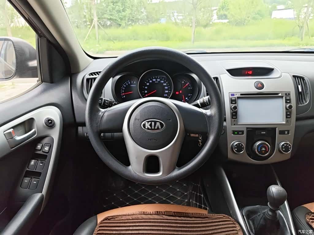 Kia GL, 2014 11