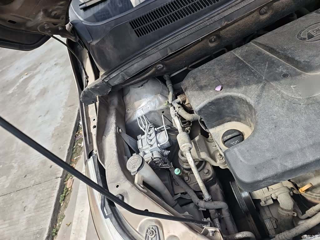 Wuling 730, 2015 21