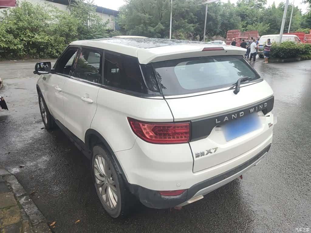 LuFengQiChe X7, 2016 все фото
