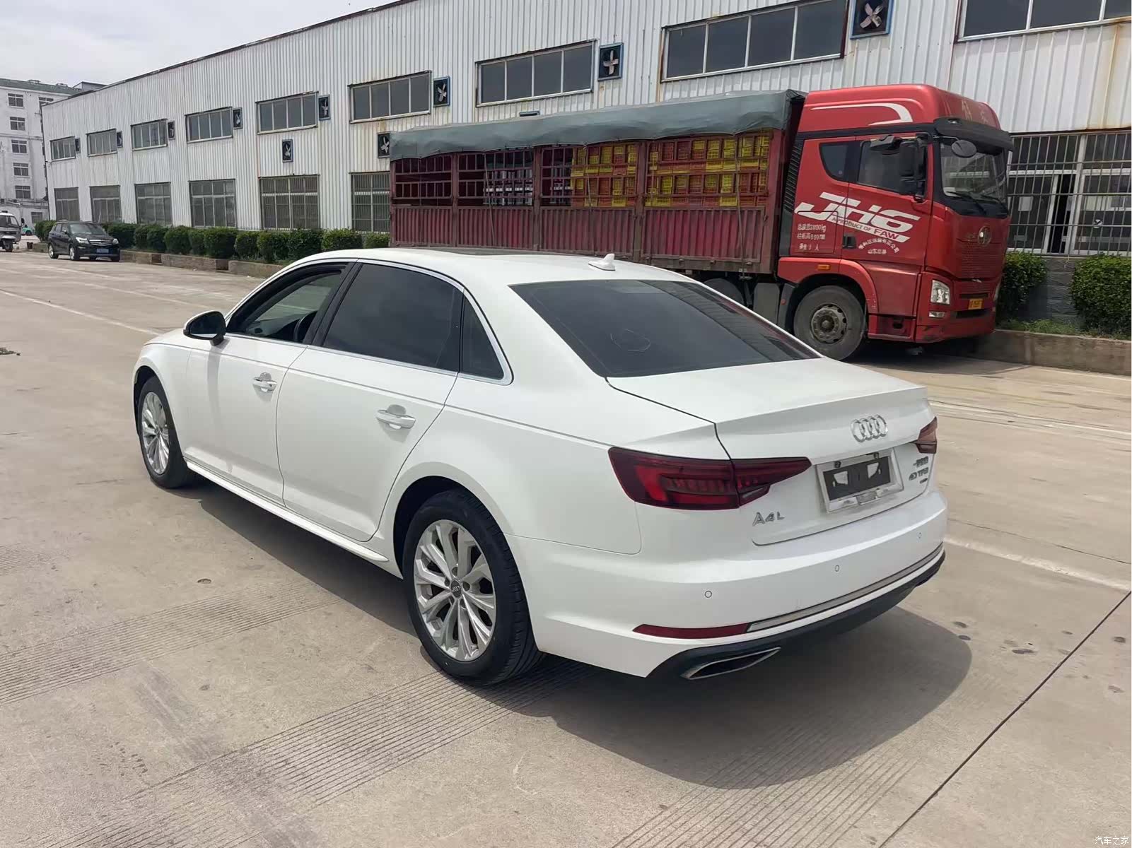 Audi A4L, 2019 8