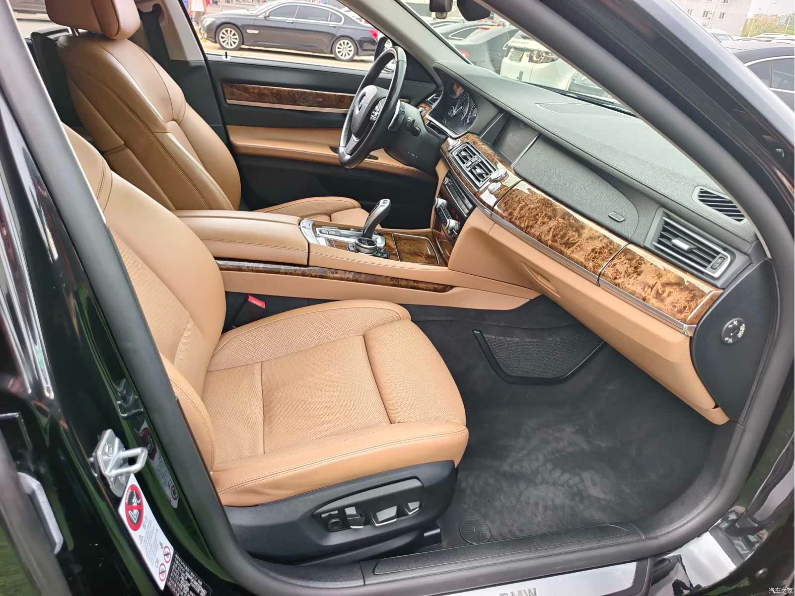BMW 7 Series, 2013 39
