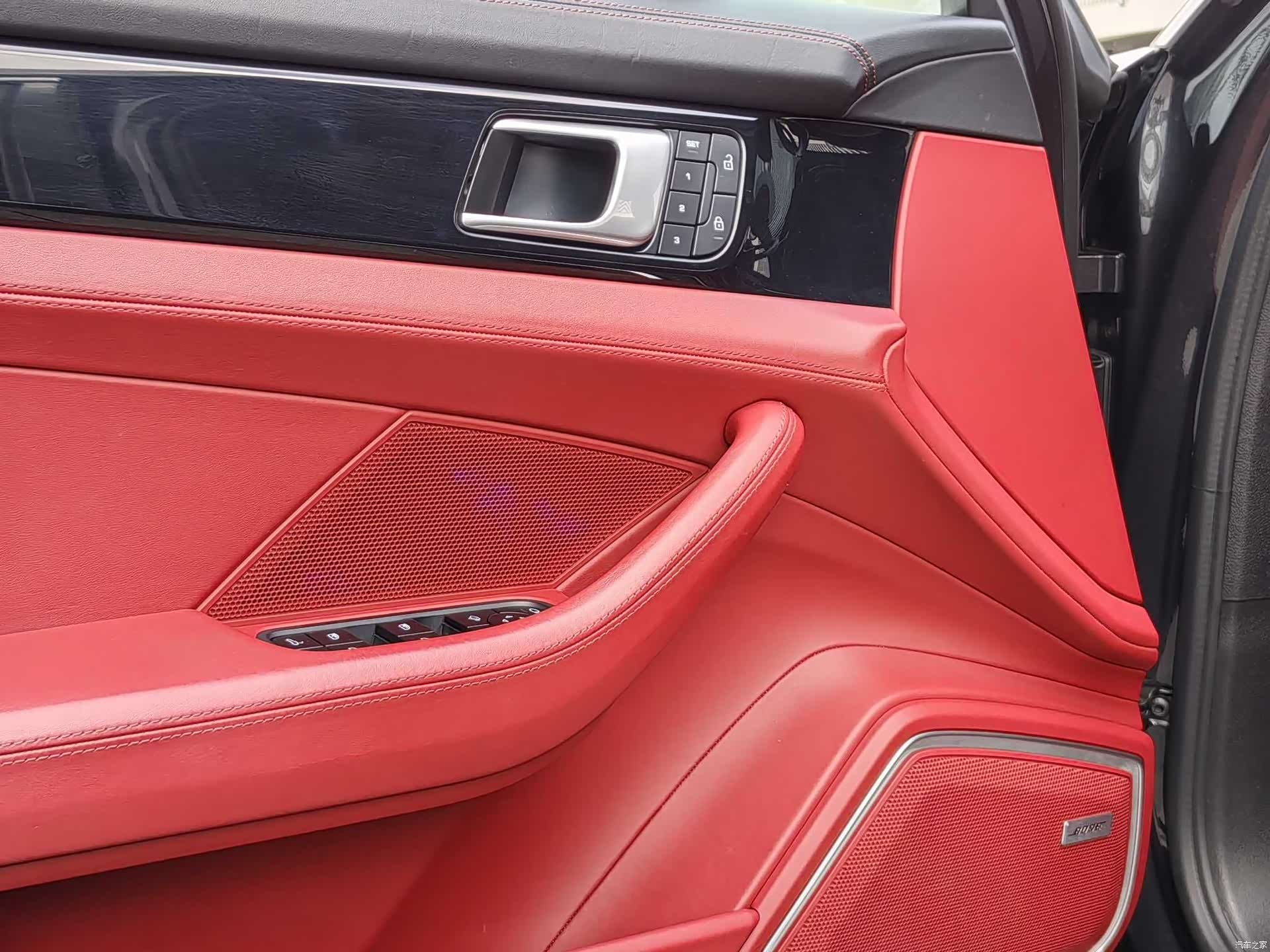 Porsche Panamera, 2022 10