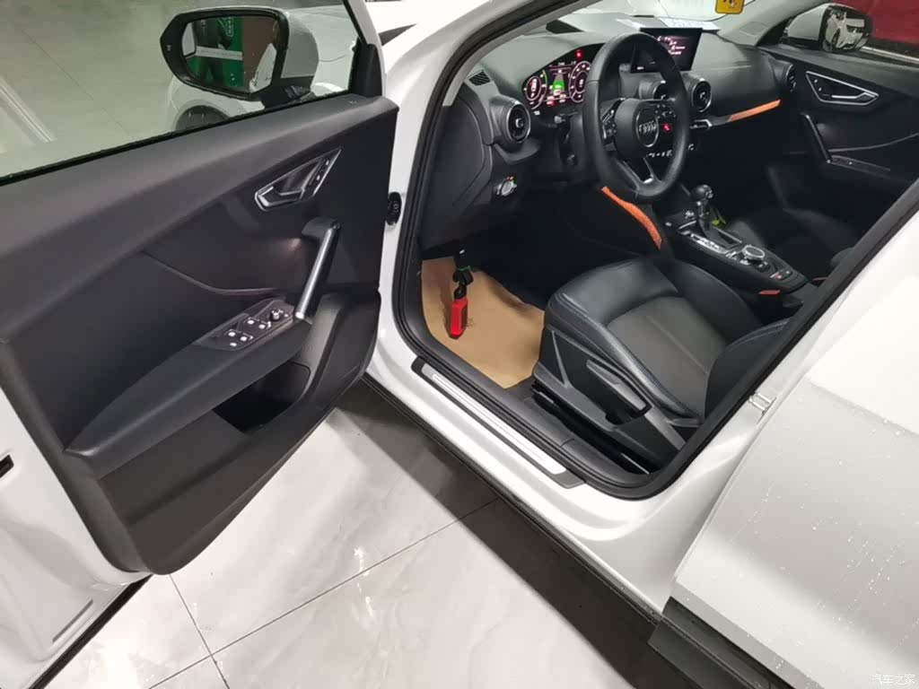 Audi e-tron, 2020 16