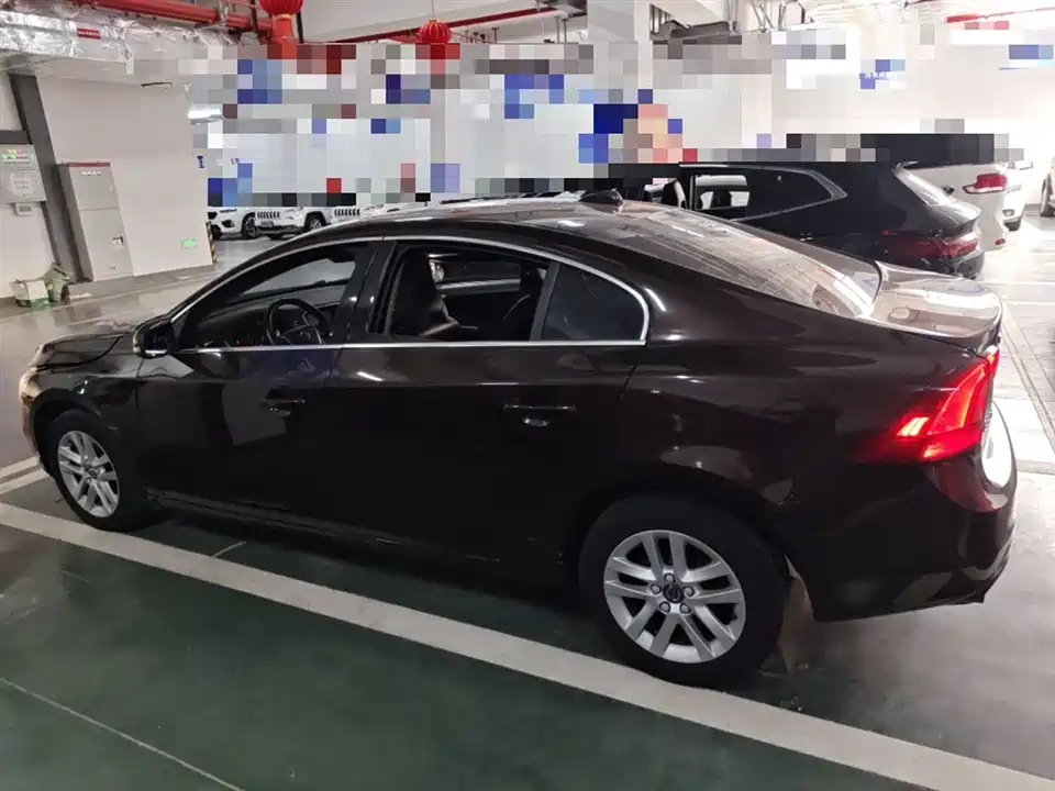 Volvo S60