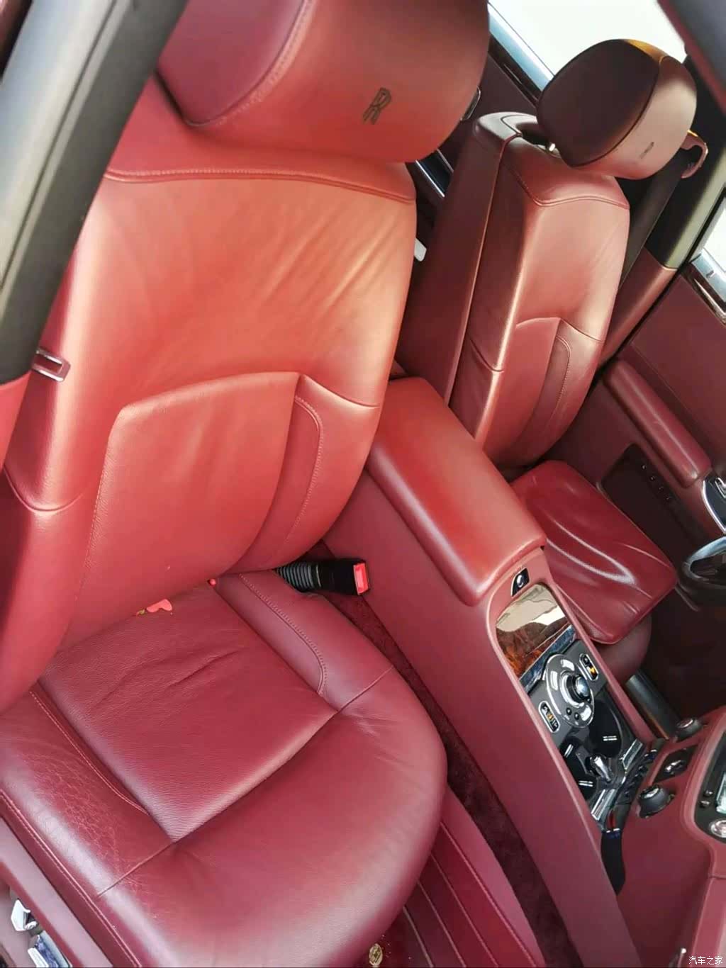 Rolls-Royce Ghost, 2012 8