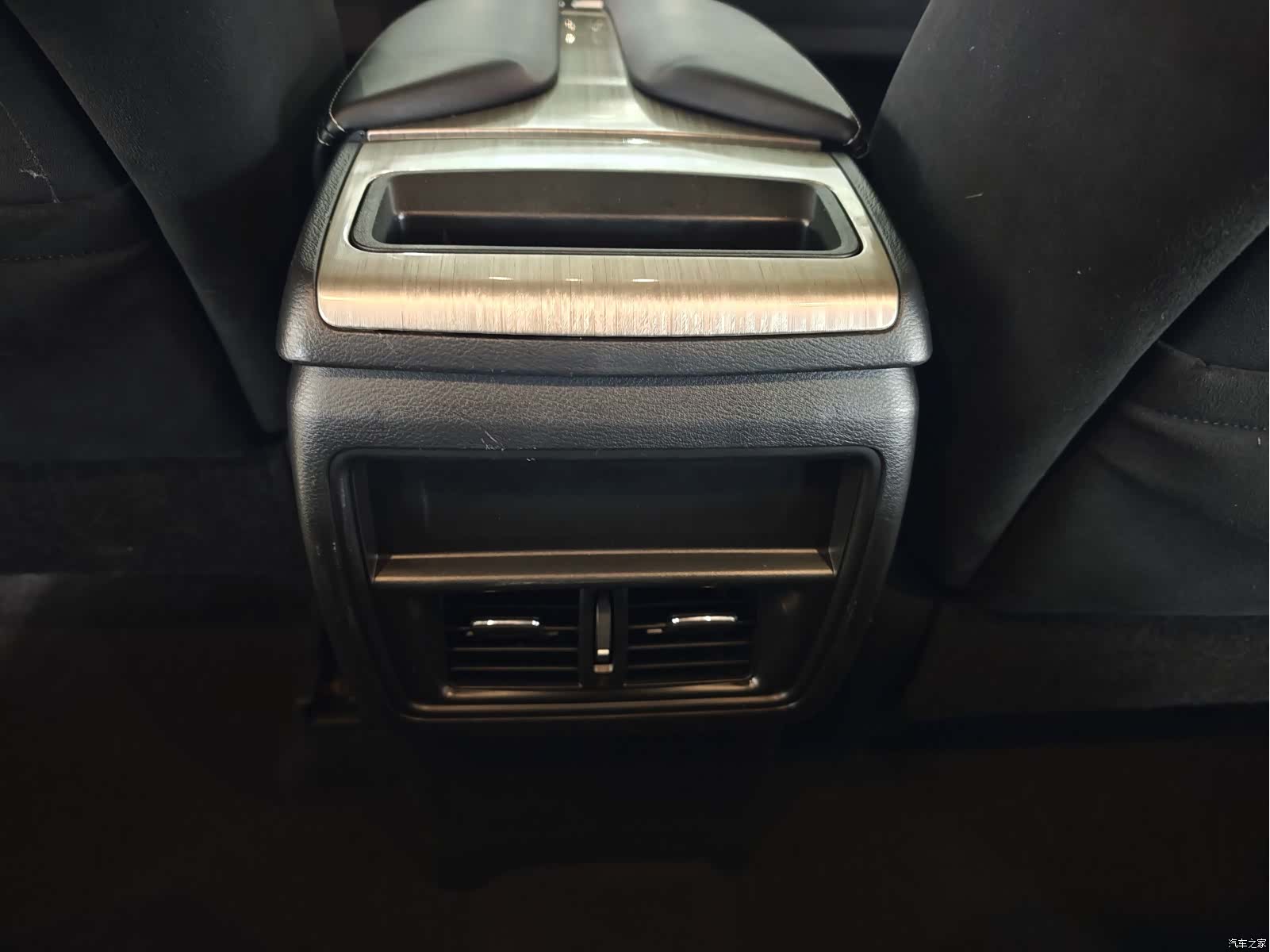Nissan Murano, 2023 10