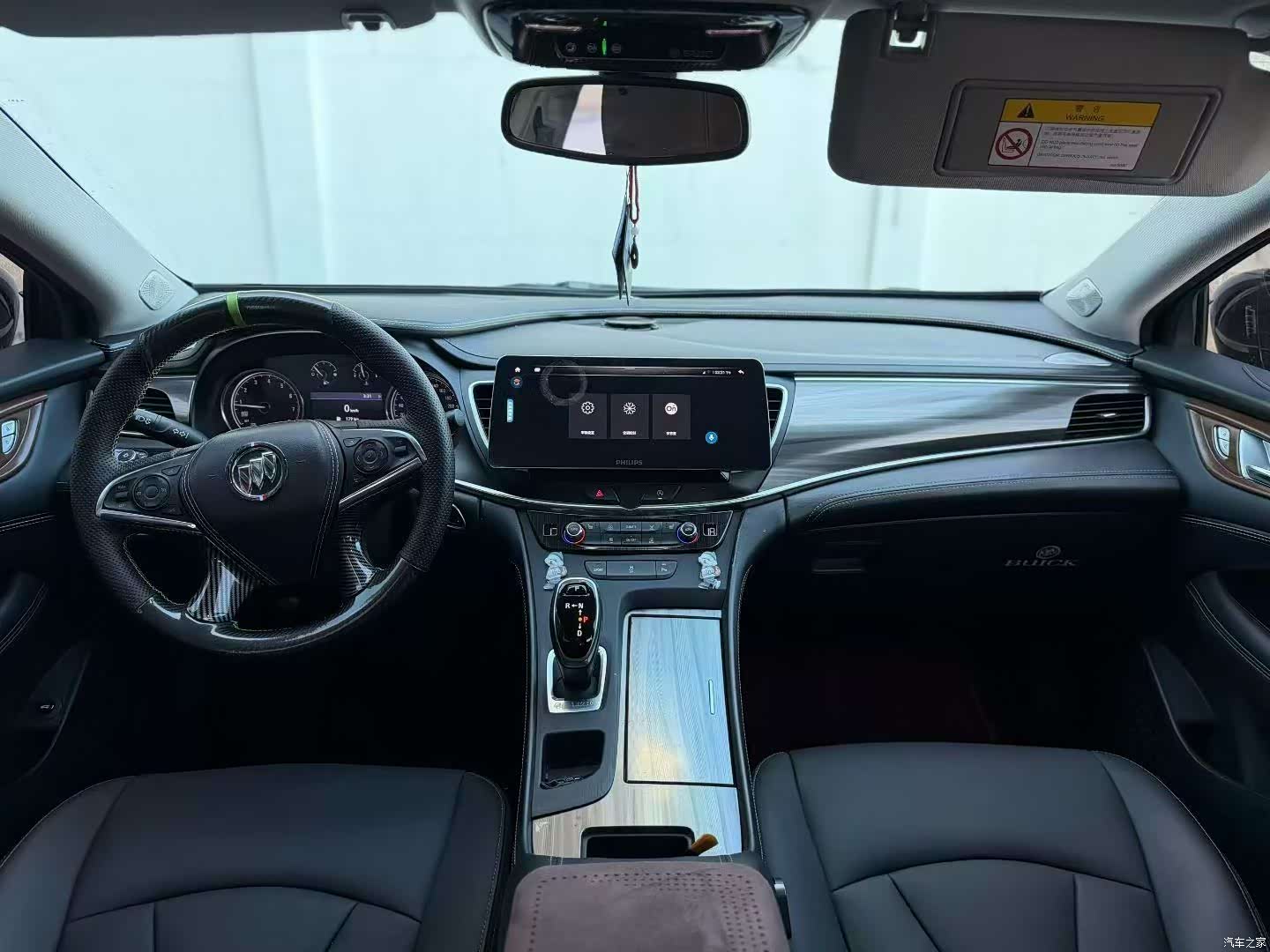 Buick LaCrosse, 2022 все фото
