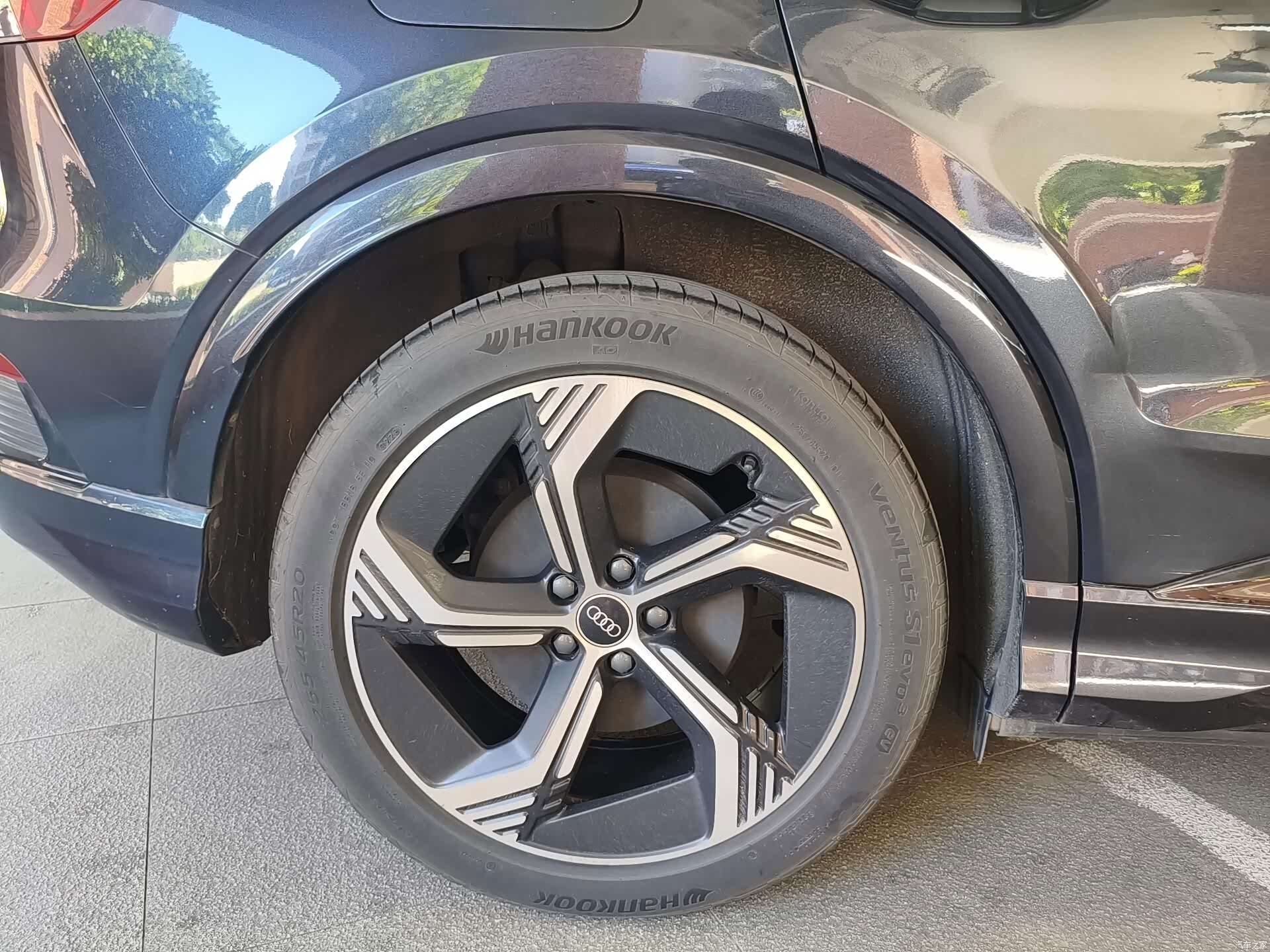 Audi Q4 e-tron, 2023 18