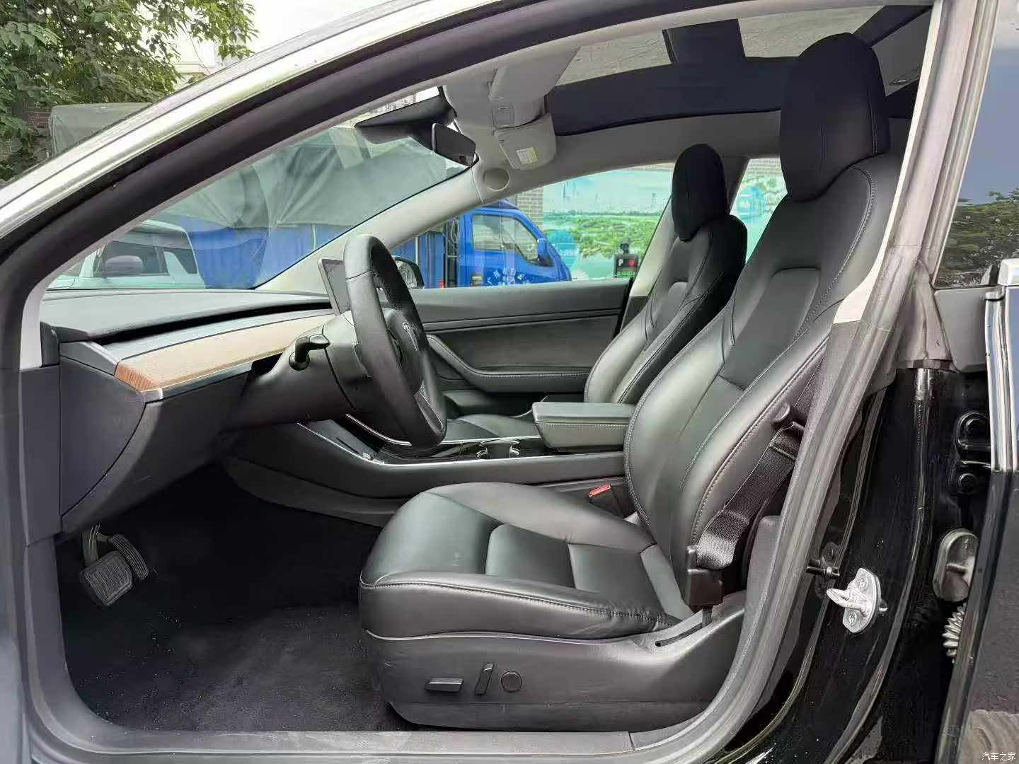 Tesla Model 3, 2020 все фото