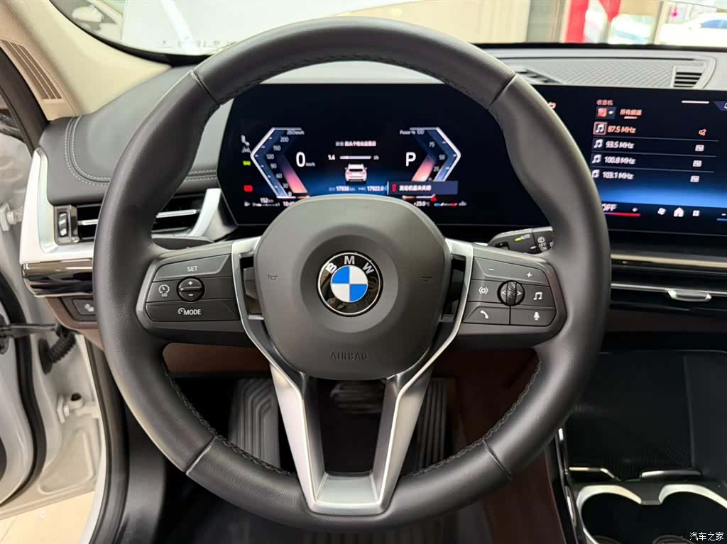 BMW X1, 2023 11