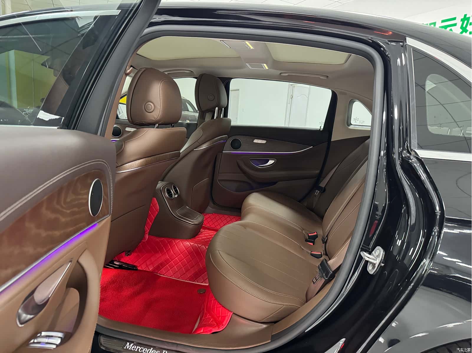Mercedes-Benz E-Class, 2022 6