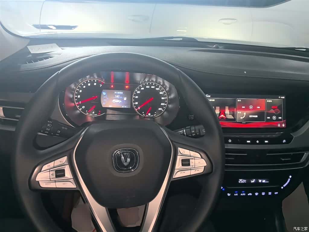 Changan CS35, 2020 10