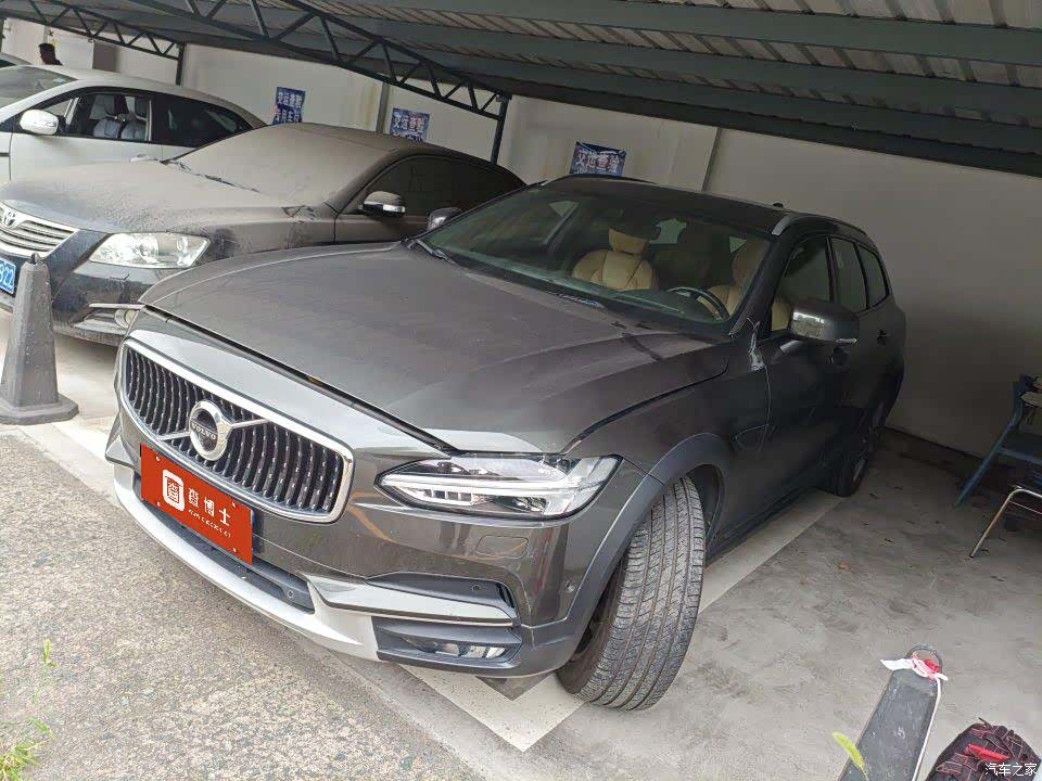 Volvo V90
