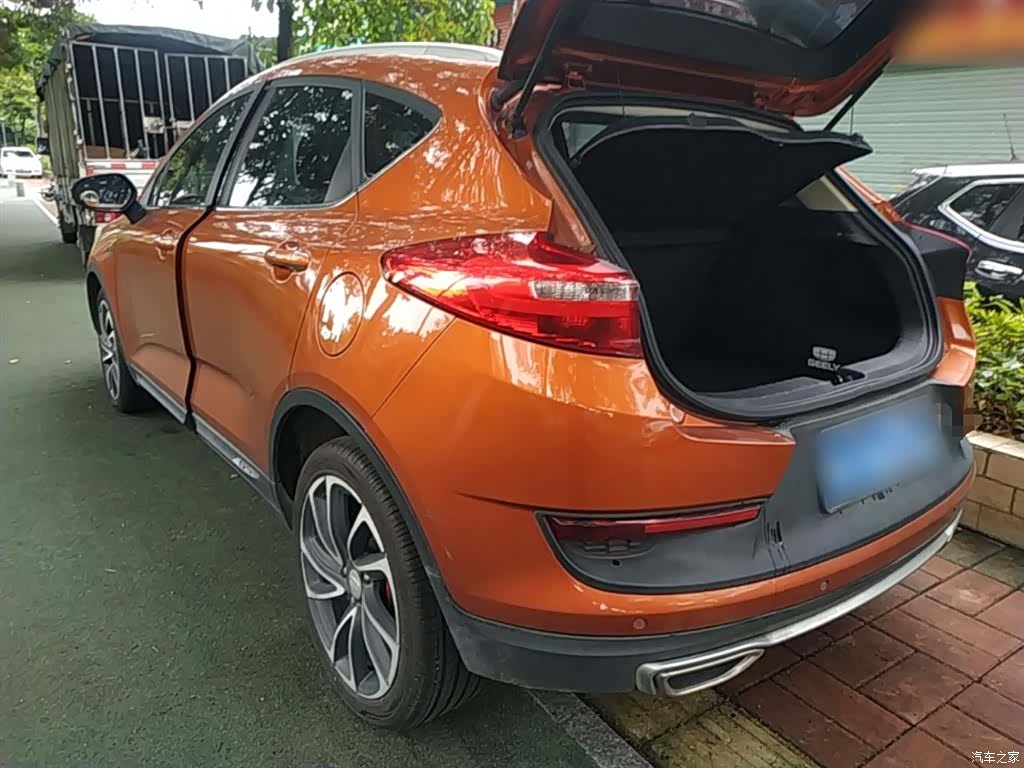 Geely Emgrand, 2018 все фото