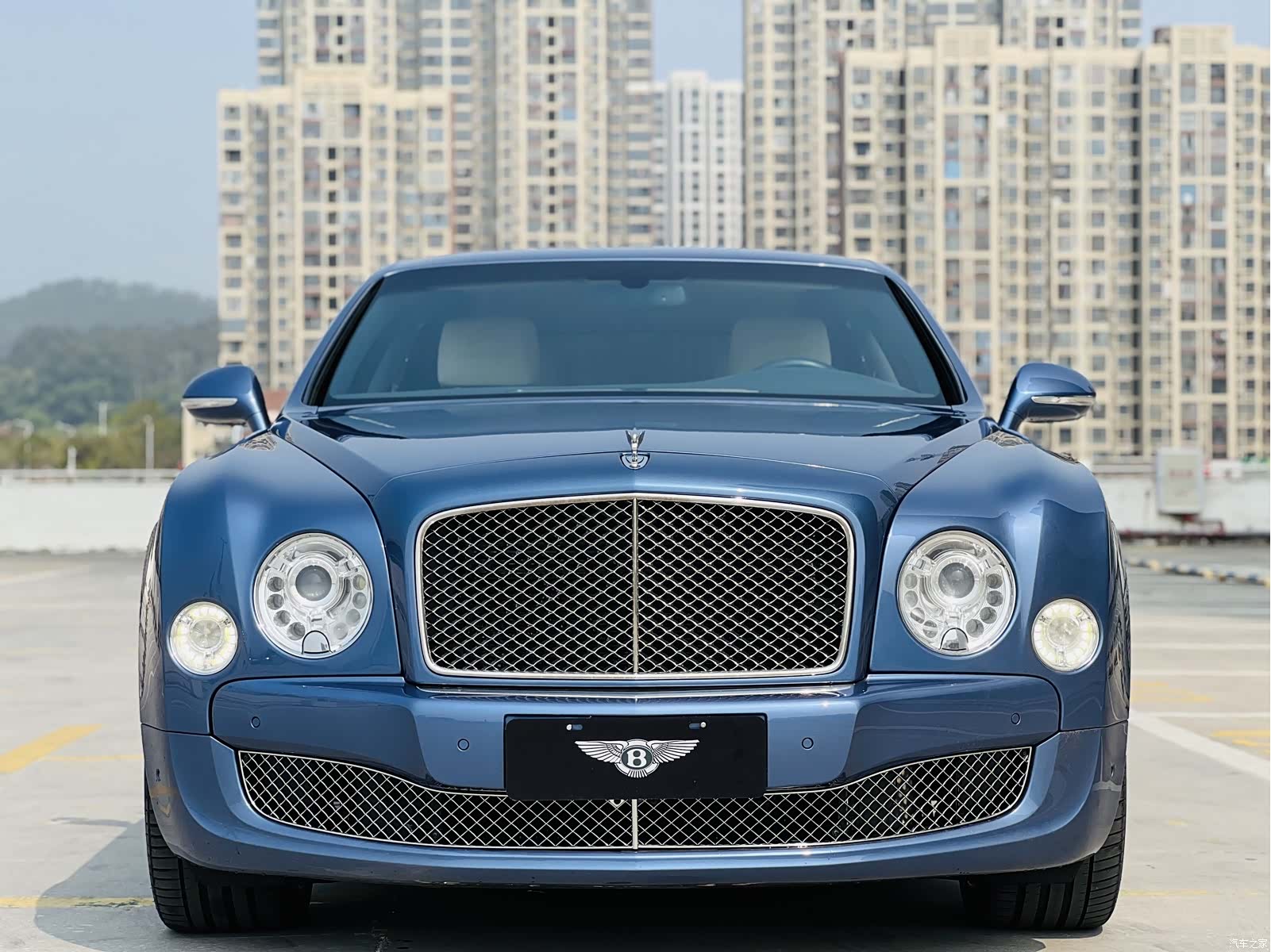 Bentley Mulsanne, 2013 3
