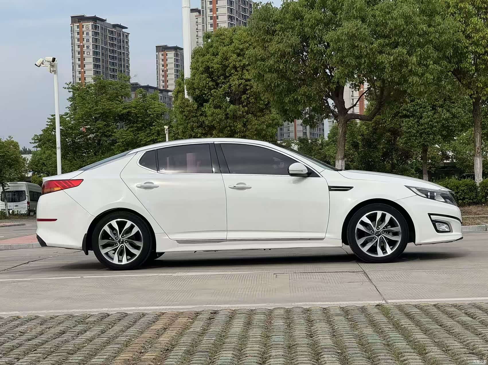 Kia K5, 2014 3