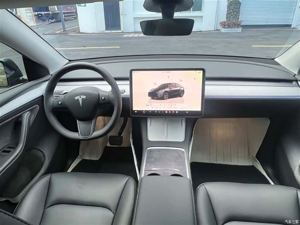 Tesla Model Y, 2024 3