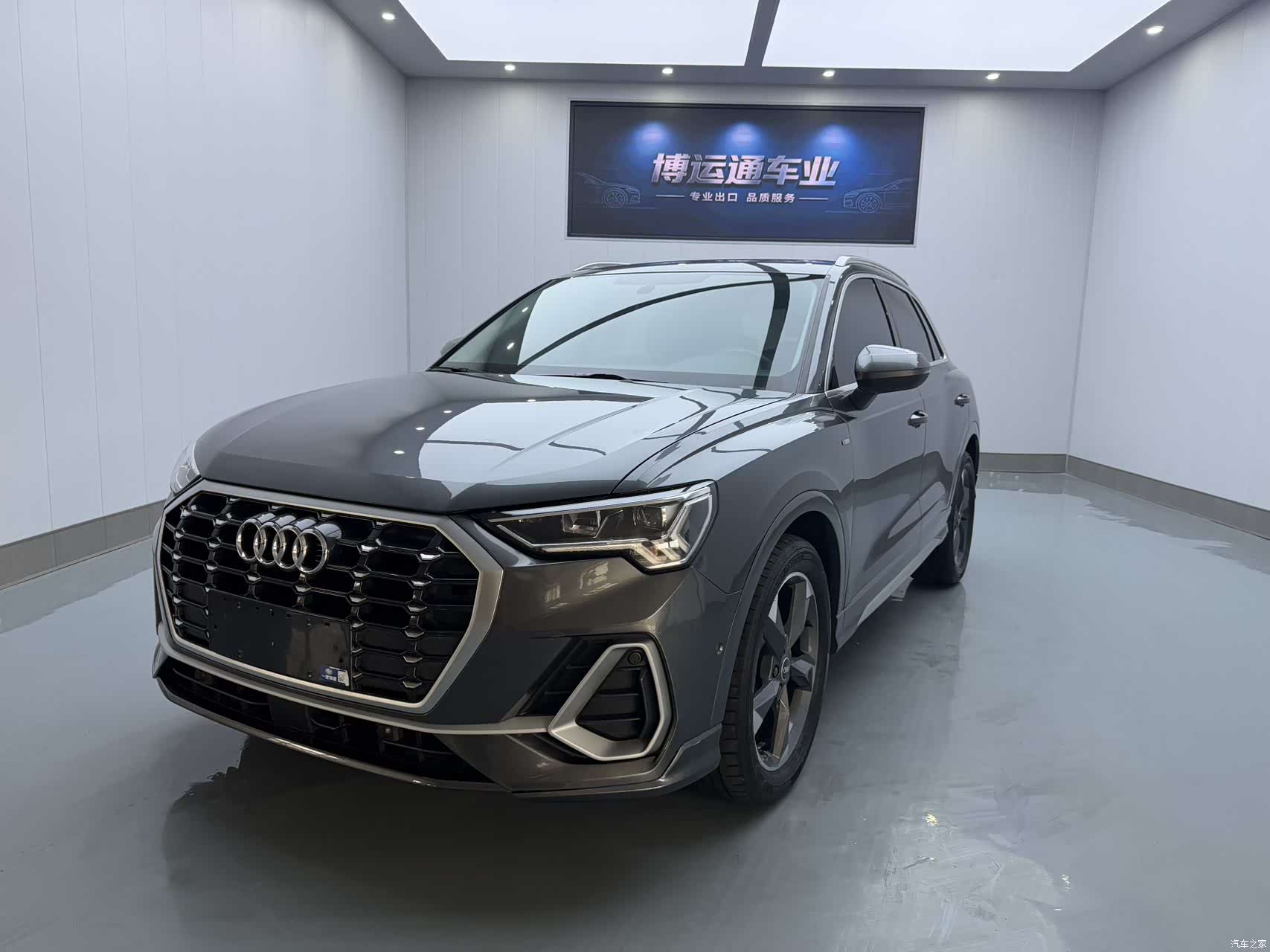 Audi Q3, 2022 1