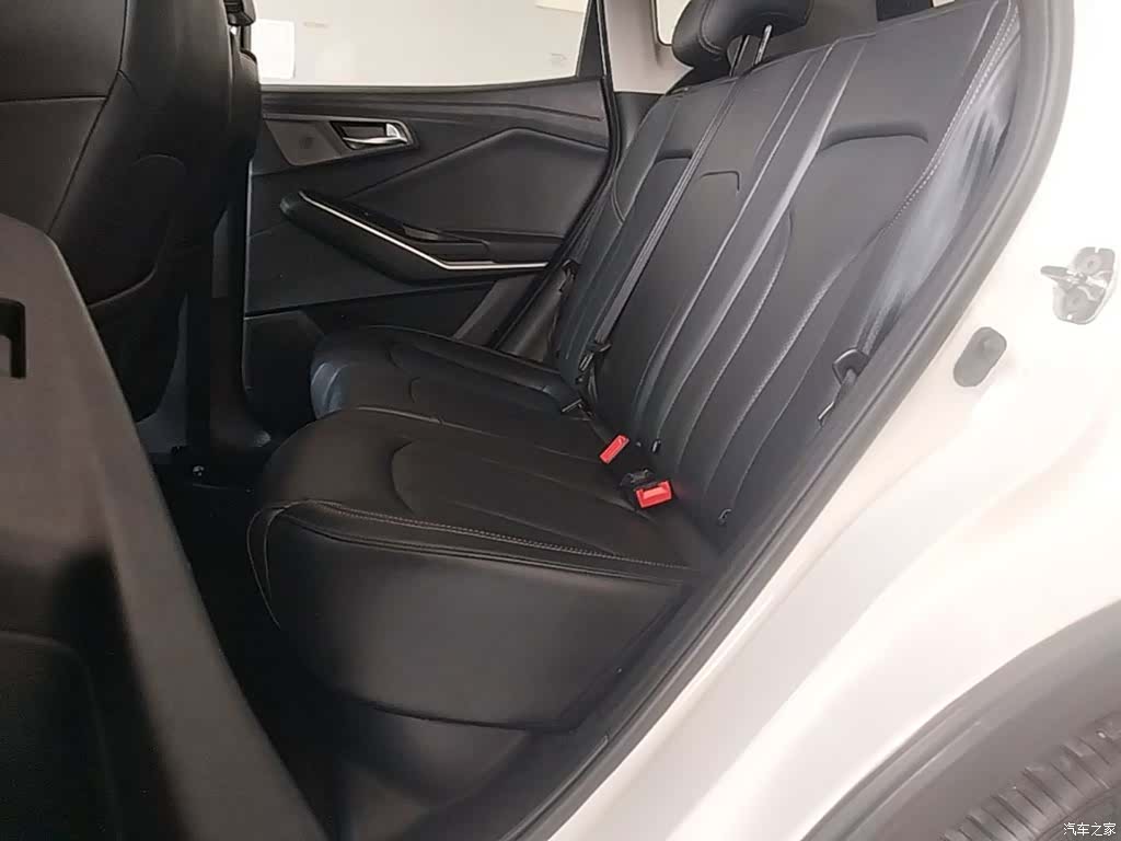 Changan CS15, 2021 17