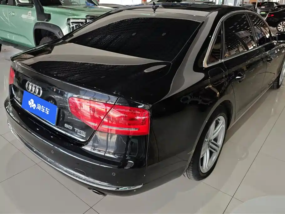 Audi A8