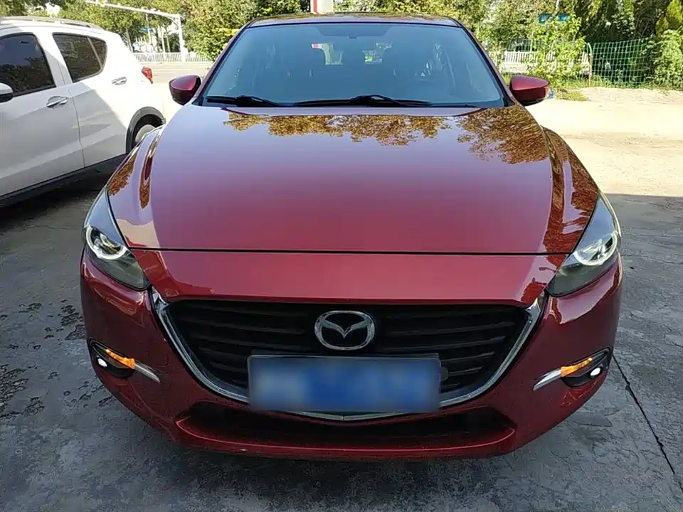 Mazda 3 Angkesaila