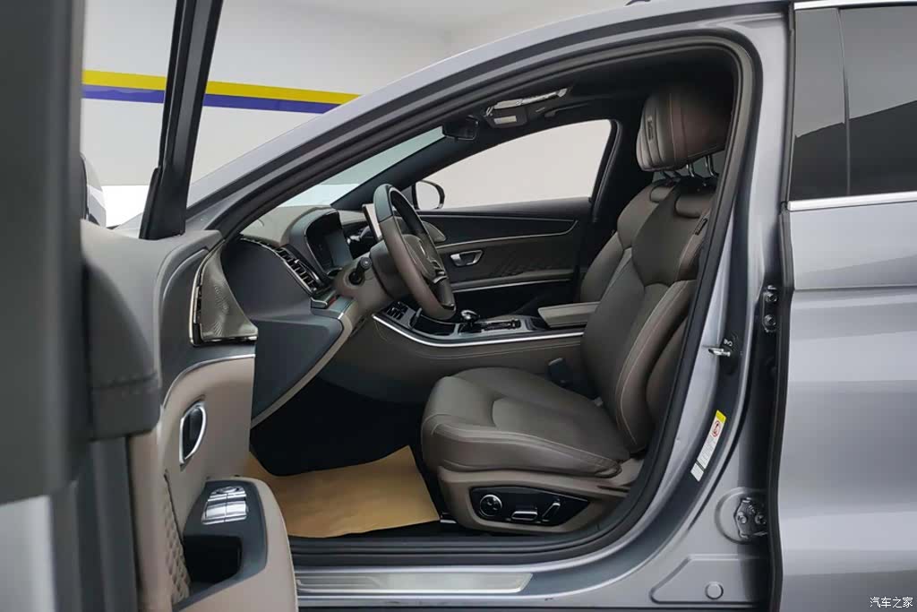 BYD Han, 2023 9