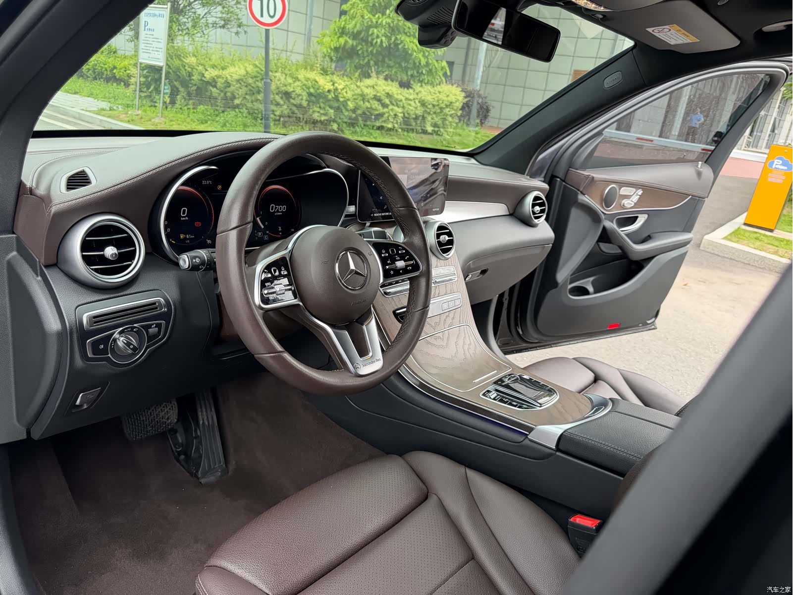 Mercedes-Benz GLC, 2022 10
