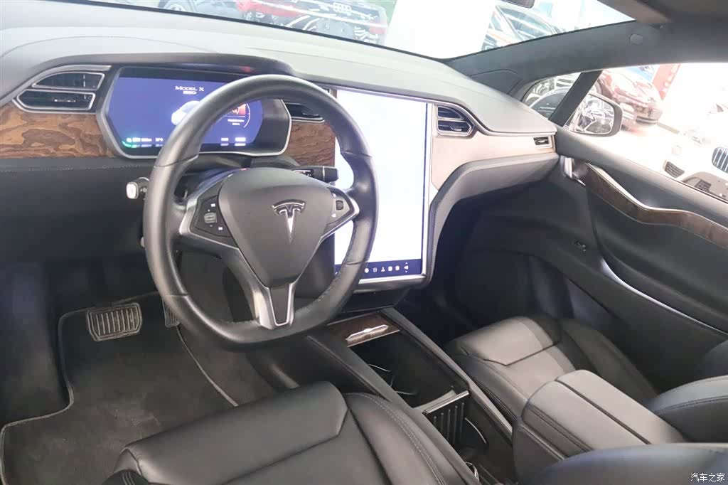 Tesla Model X, 2018 10