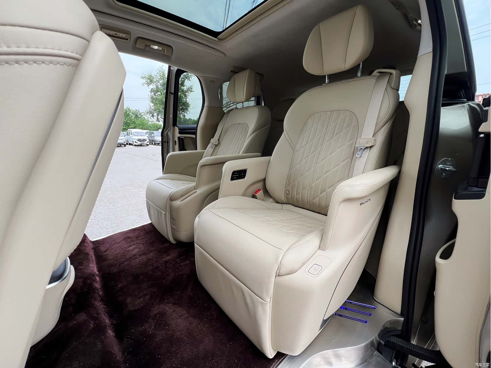 Buick GL8, 2023 17