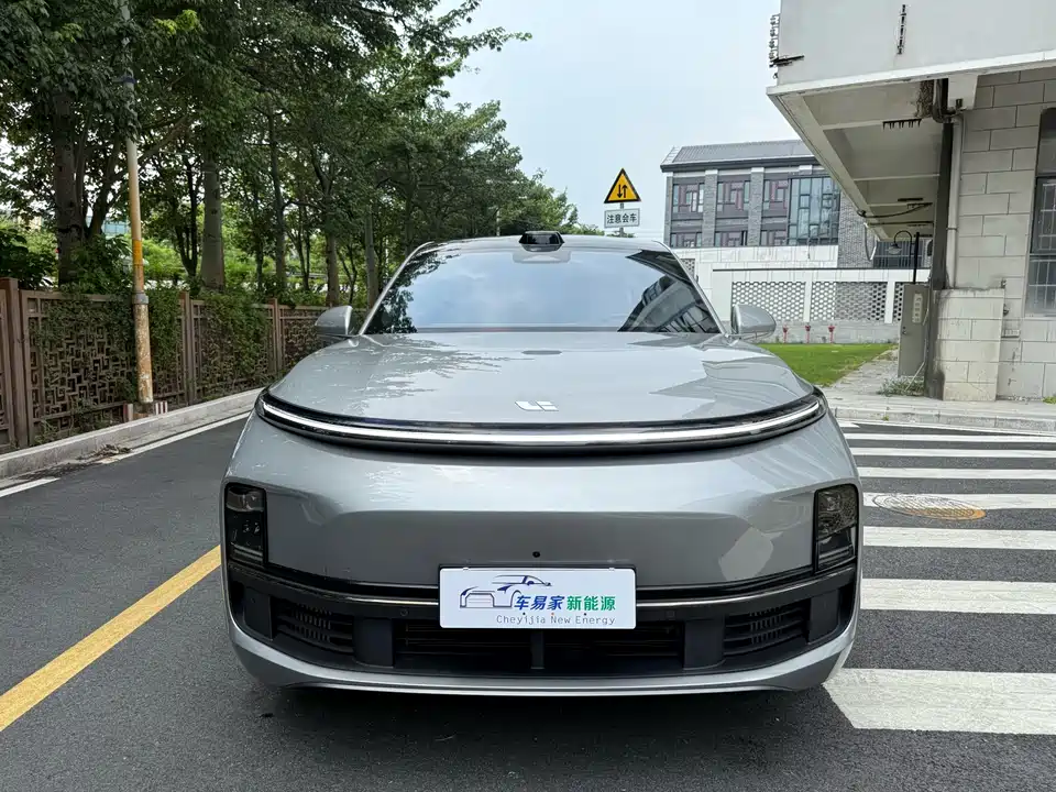 Li Auto Ideal L8