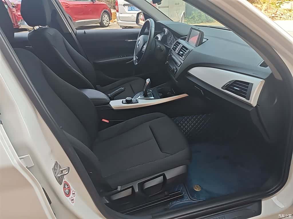 BMW 1 Series, 2015 25
