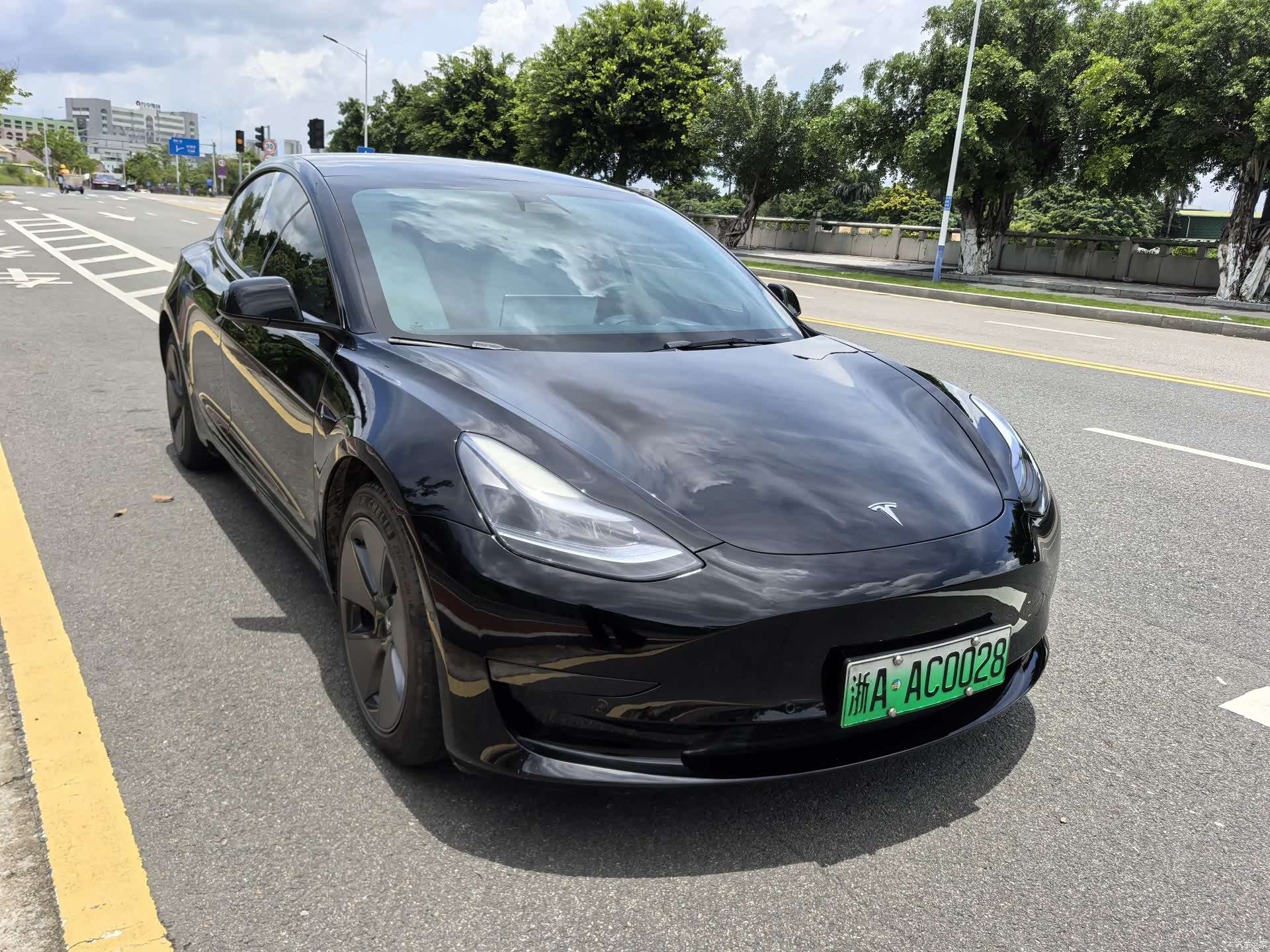 Tesla Model 3, 2022 3