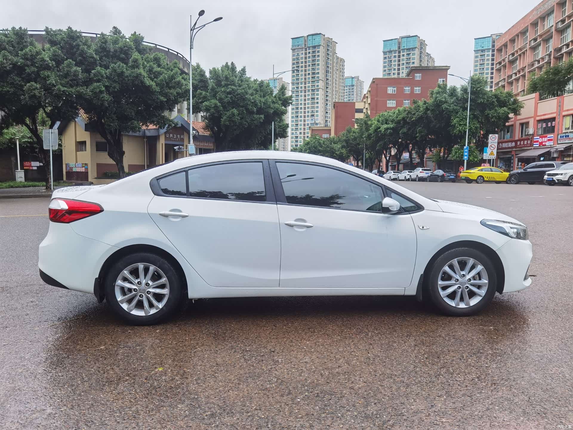 Kia K3, 2017 4