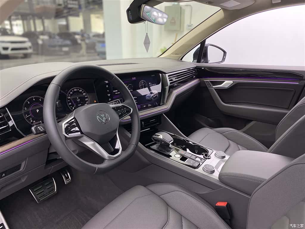 Volkswagen Touareg, 2022 6