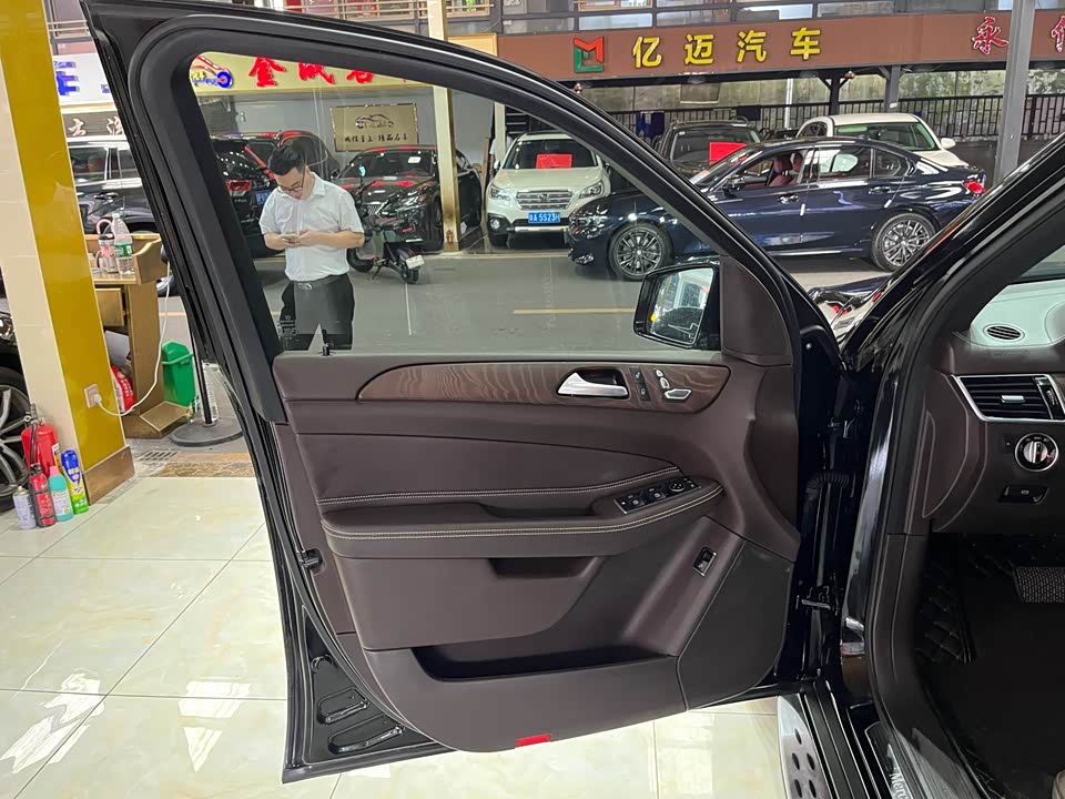 Mercedes-Benz GLE