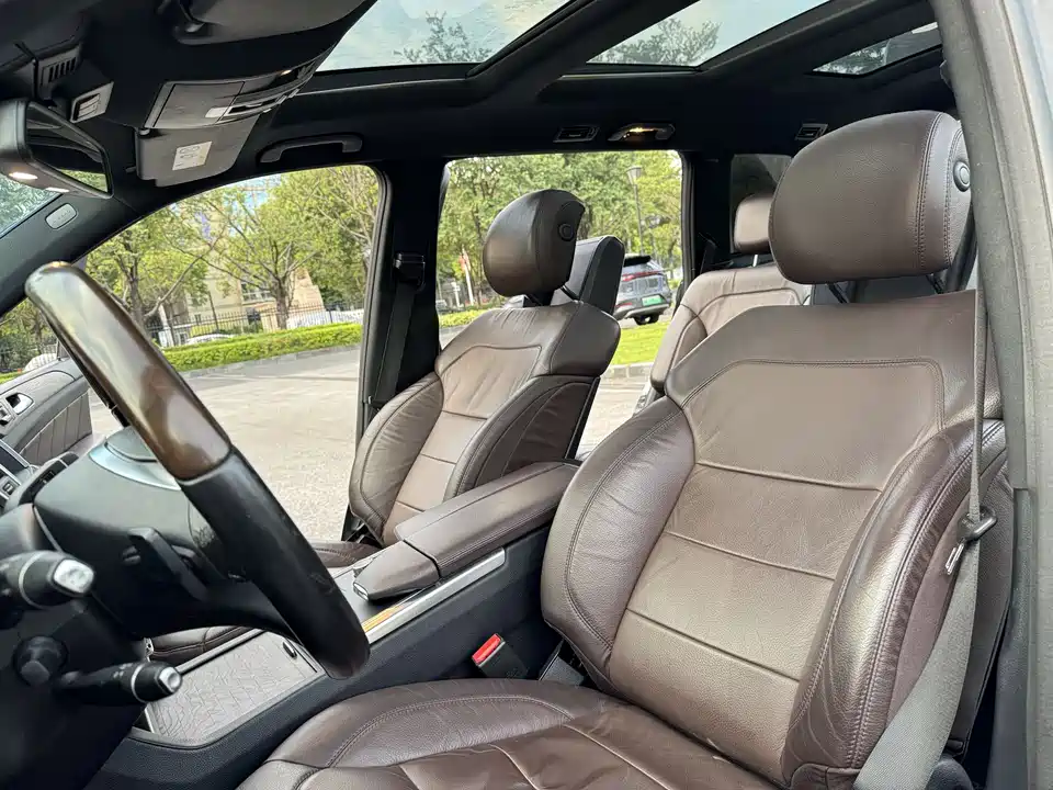 Mercedes-Benz GL grade