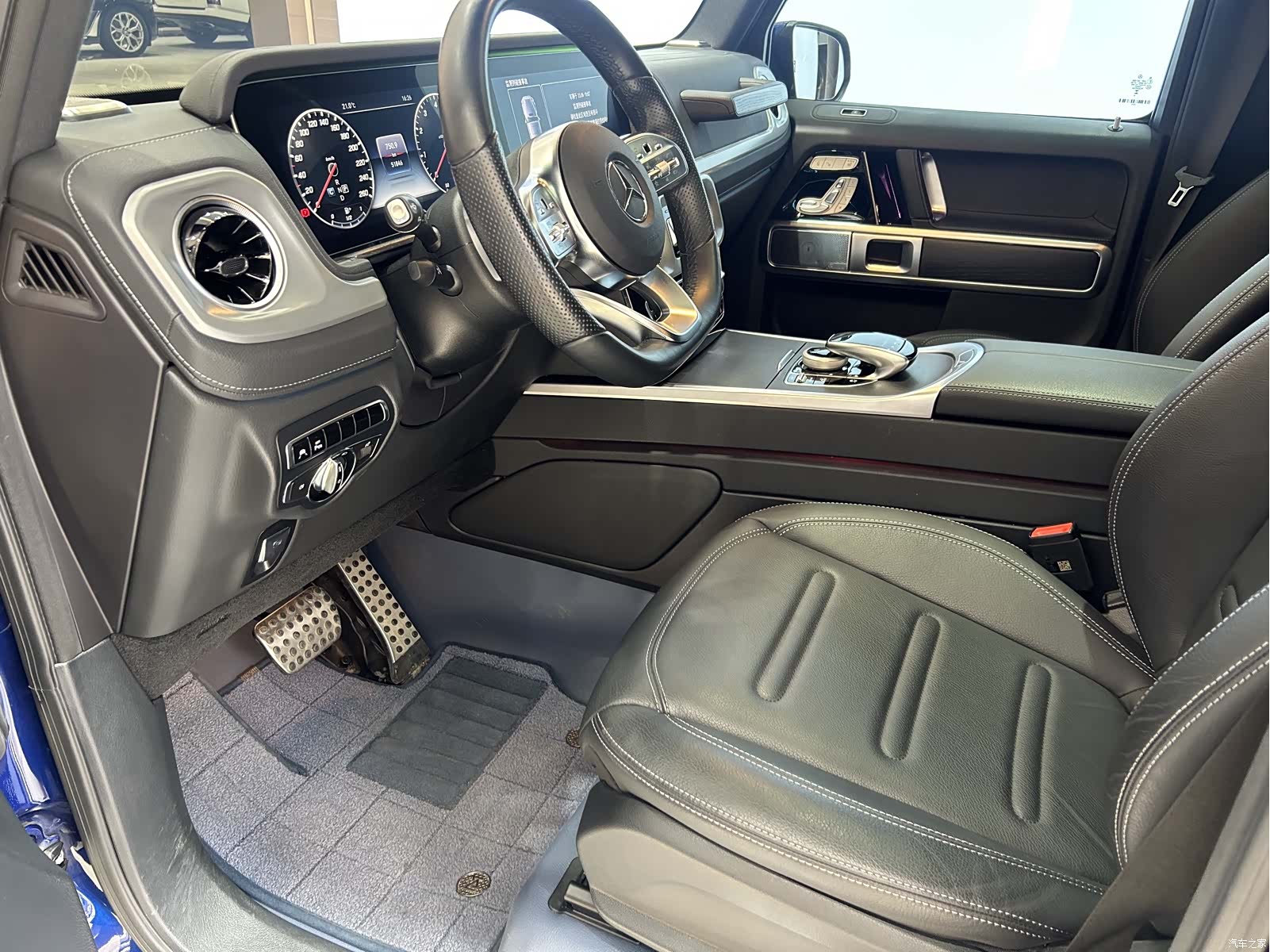Mercedes-Benz G-Class, 2024 13