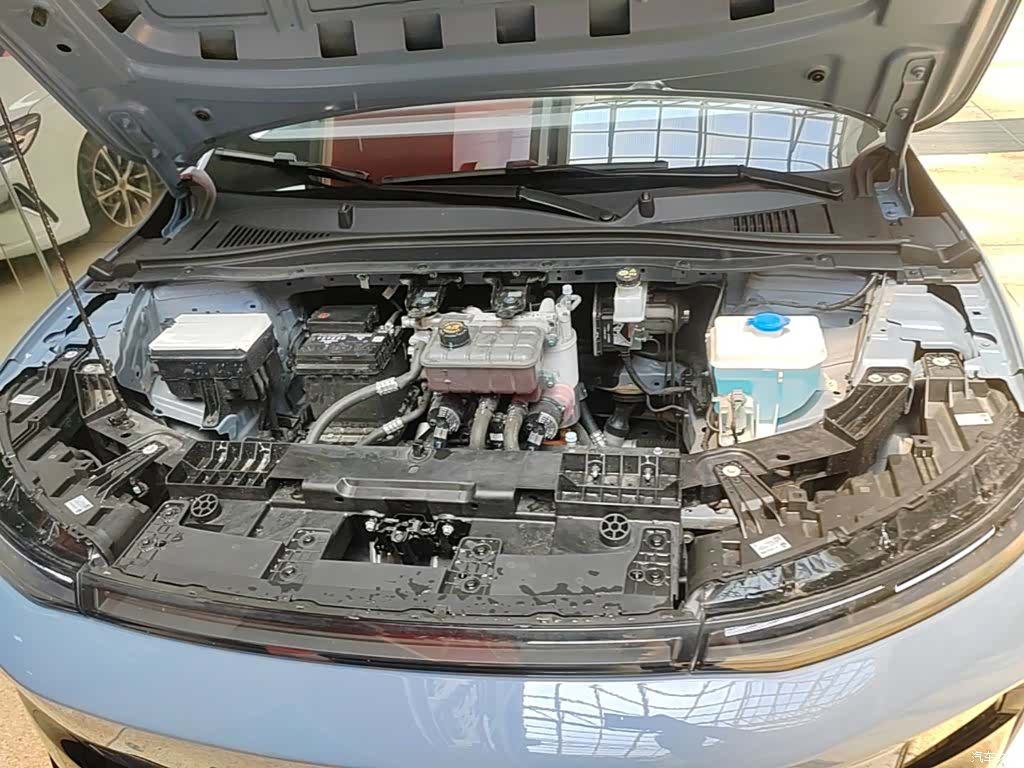 Leapmotor B01, 2025 20