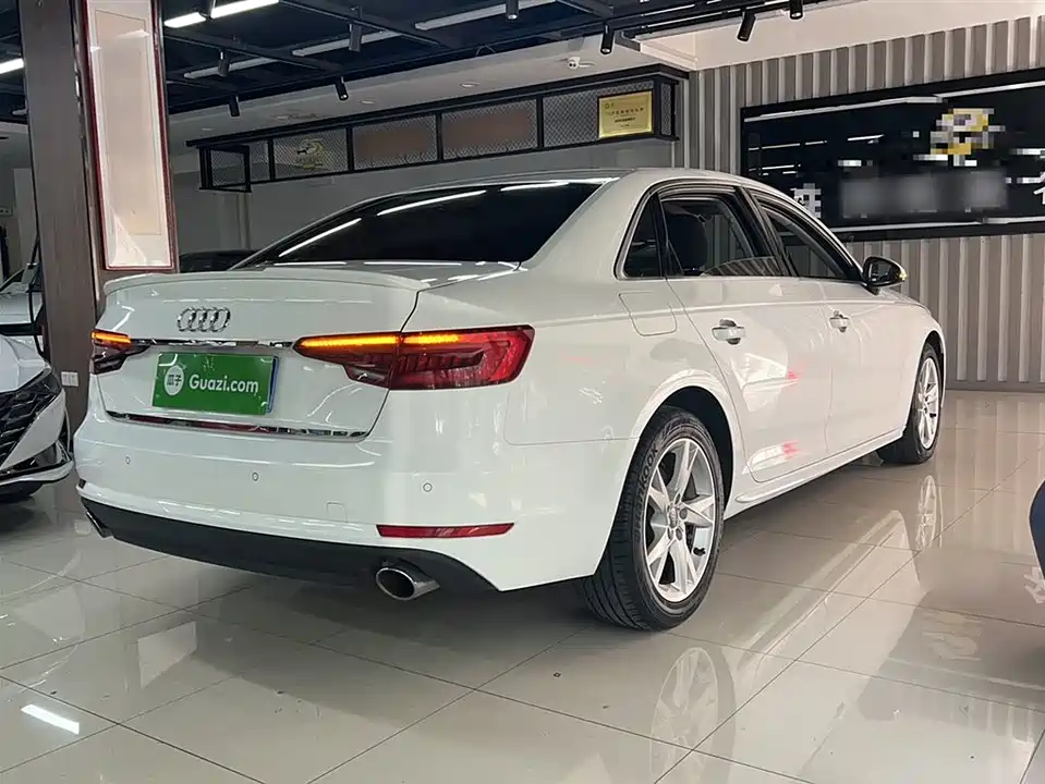 Audi A4L