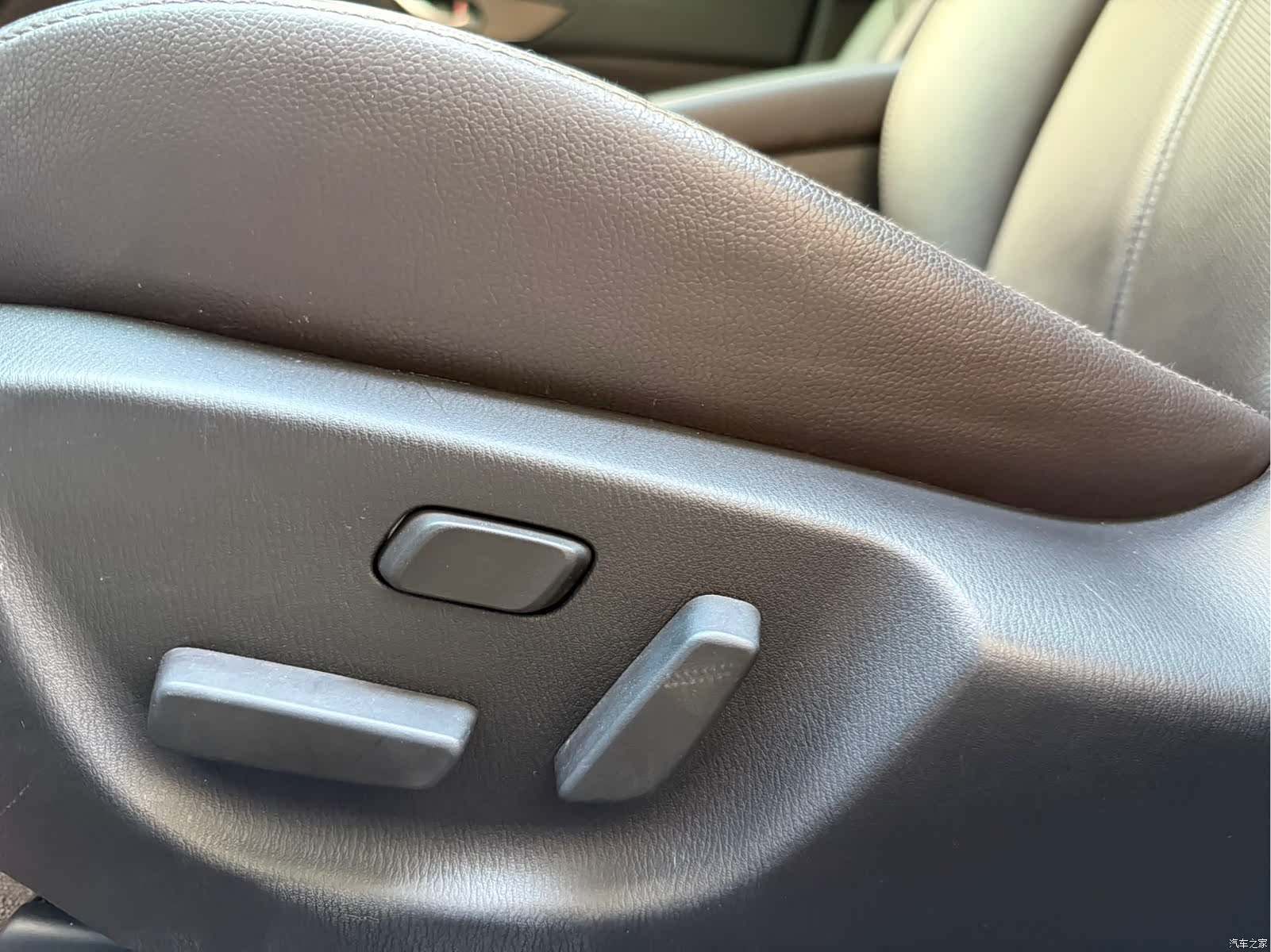 Mazda CX-4, 2022 21
