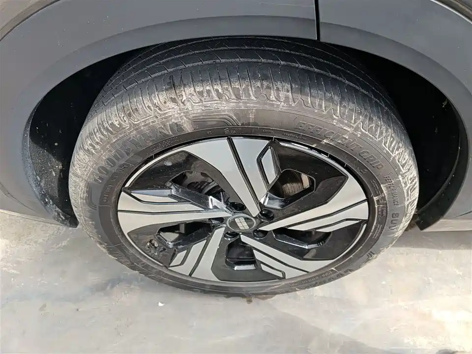 Geely Galaxy Galaxy E5