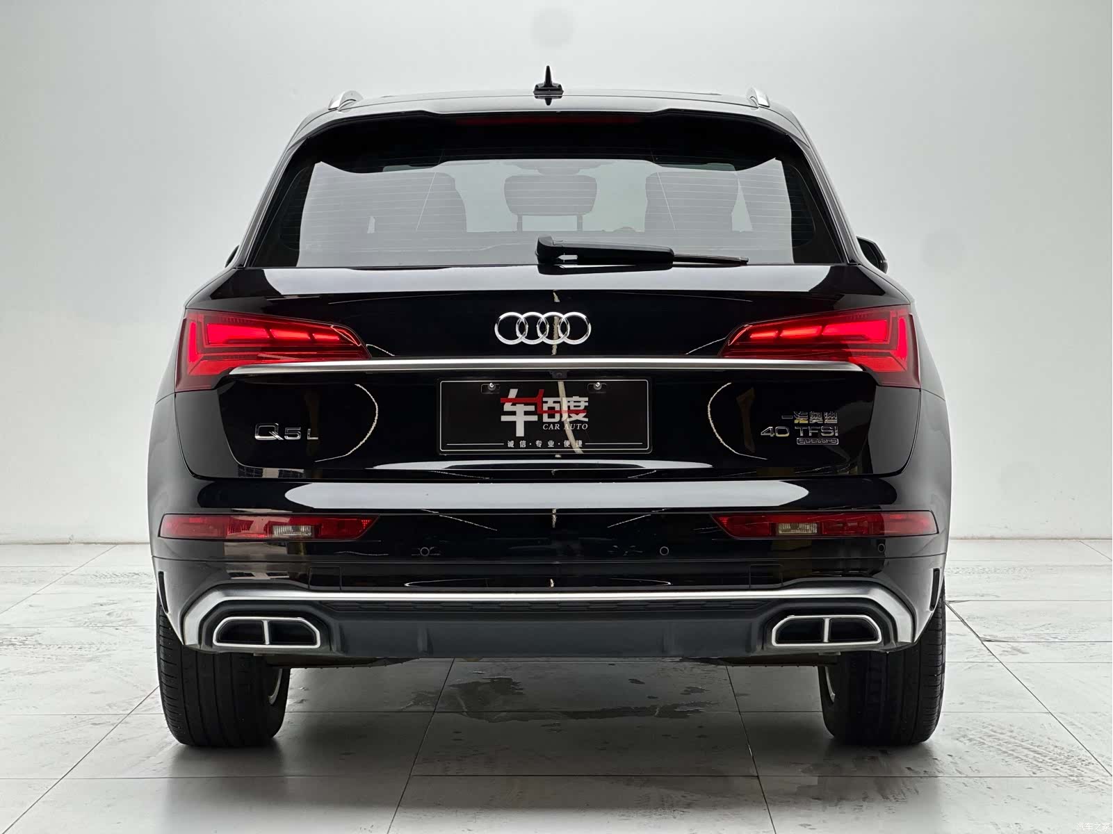 Audi Q5L, 2022 все фото