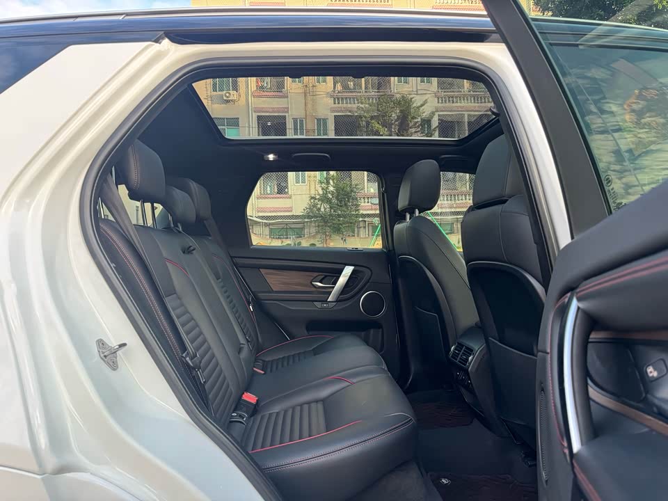 Land Rover Discover sports