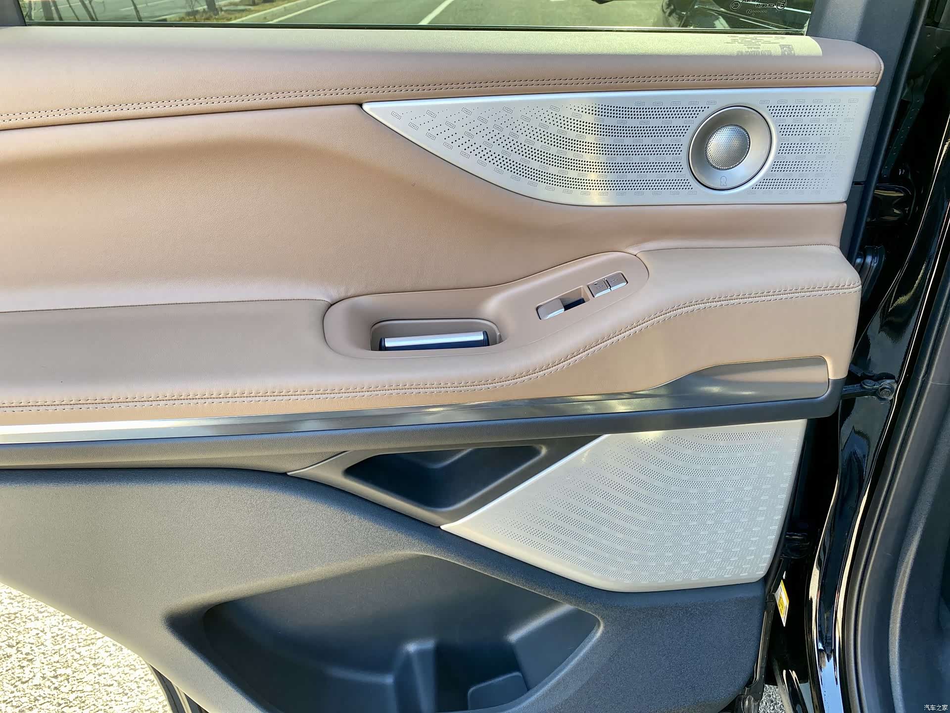 Lincoln Navigator, 2025 14