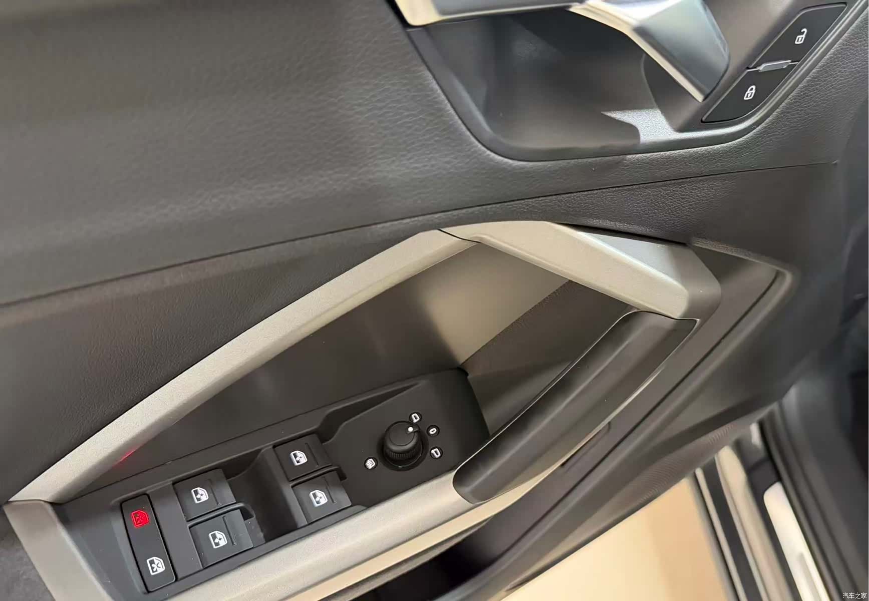 Audi Q3, 2023 18