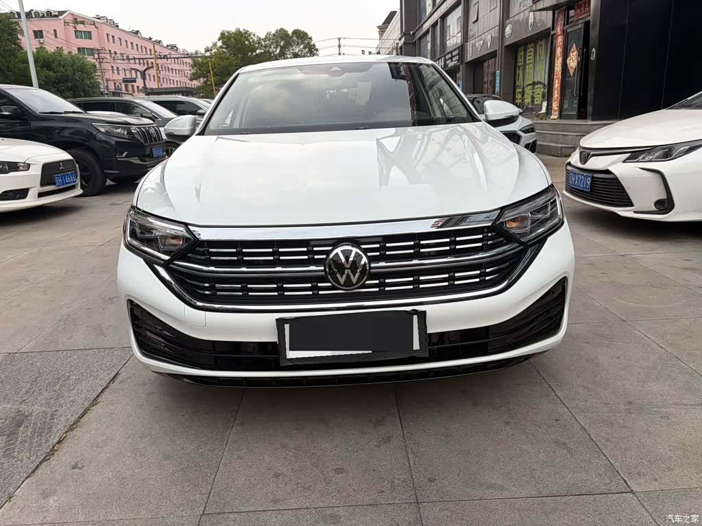 Volkswagen Sagitar, 2023 2